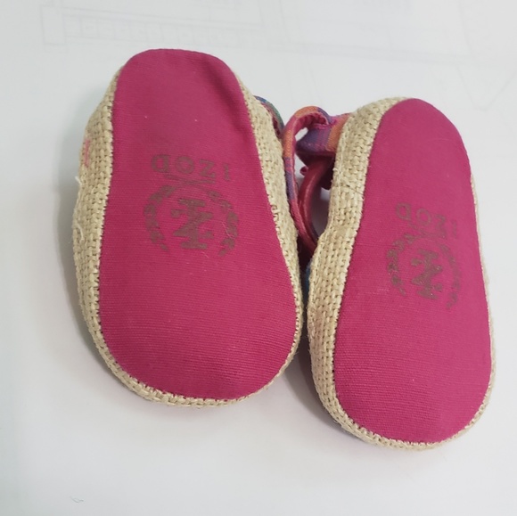 IZOD Plaid Espadrilles Size 2 - Picture 5 of 5